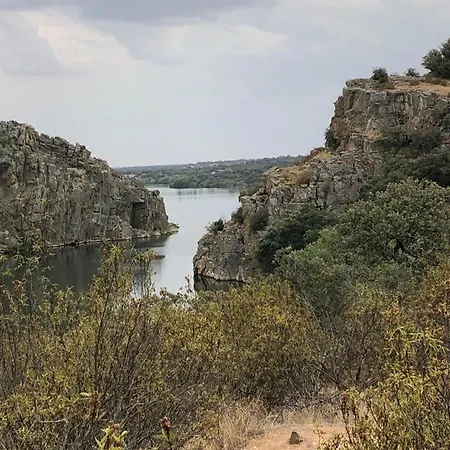La Bodega De Antonio Casa de Férias Faramontanos de Tabara